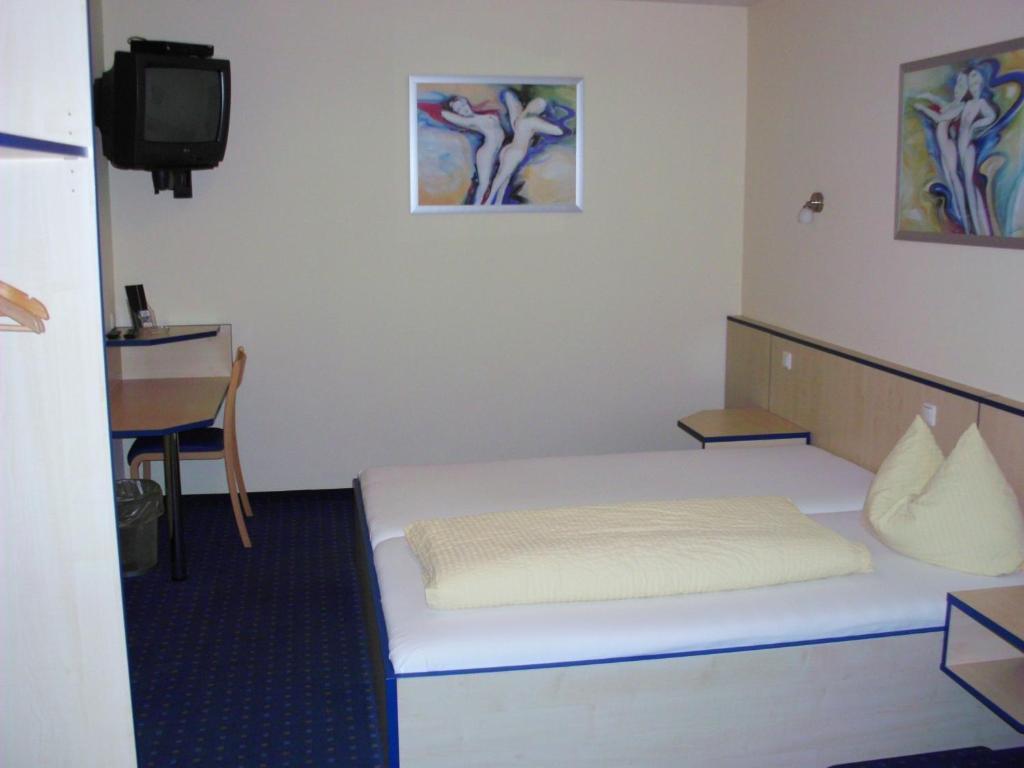 Hotel Papillon Lappersdorf  エクステリア 写真