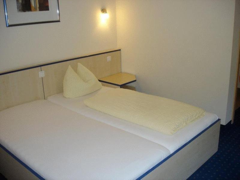 Hotel Papillon Lappersdorf  部屋 写真